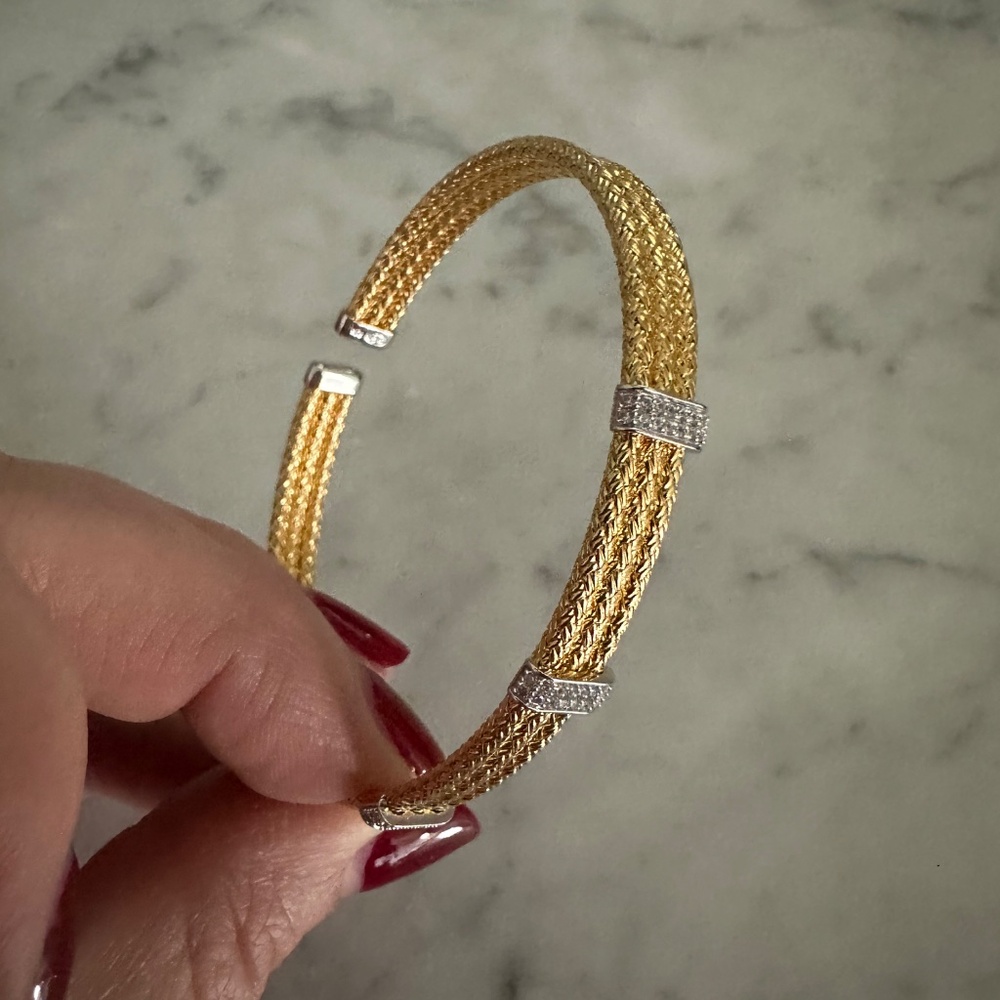 Anthea Le Jardin Two-Tone Flex Bangle - Picture 5 of 5